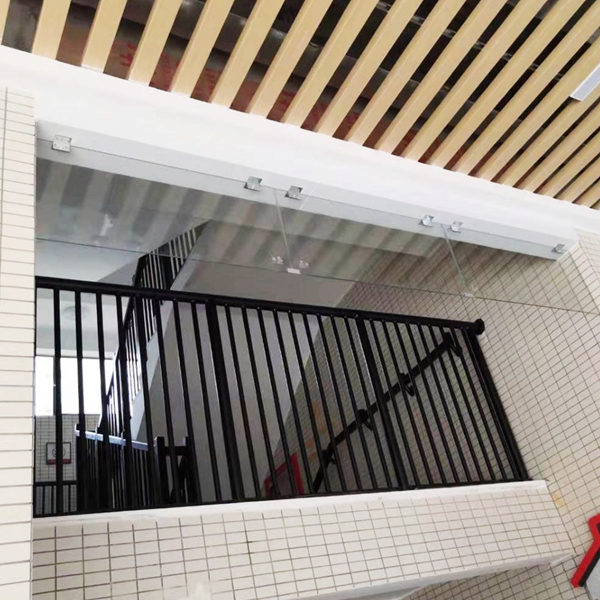 擋煙垂壁 擋煙垂壁